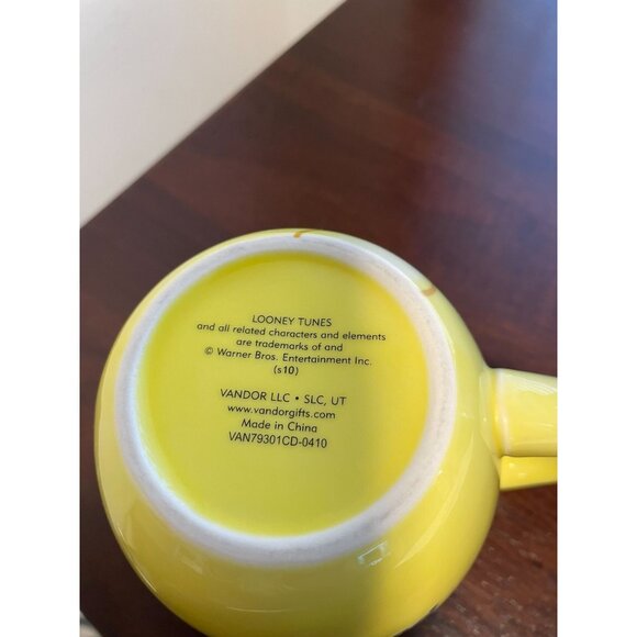 Looney Tunes Tweety Bird Yellow Ceramic Mug By Vandor for Warner Bros. - Picture 6 of 6